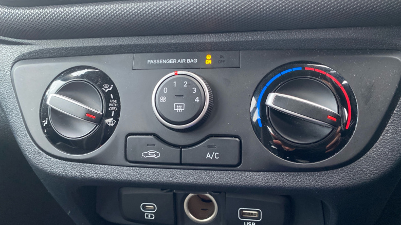 Hyundai i10 1.0 [63] Advance 5dr Auto [Nav] Petrol Hatchback